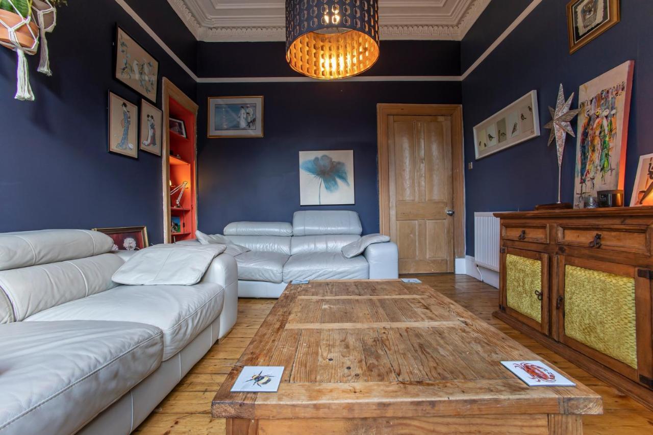 2 Bed In Great Location 15-20 Minutes Walk To Sec Apartamento Glasgow Exterior foto
