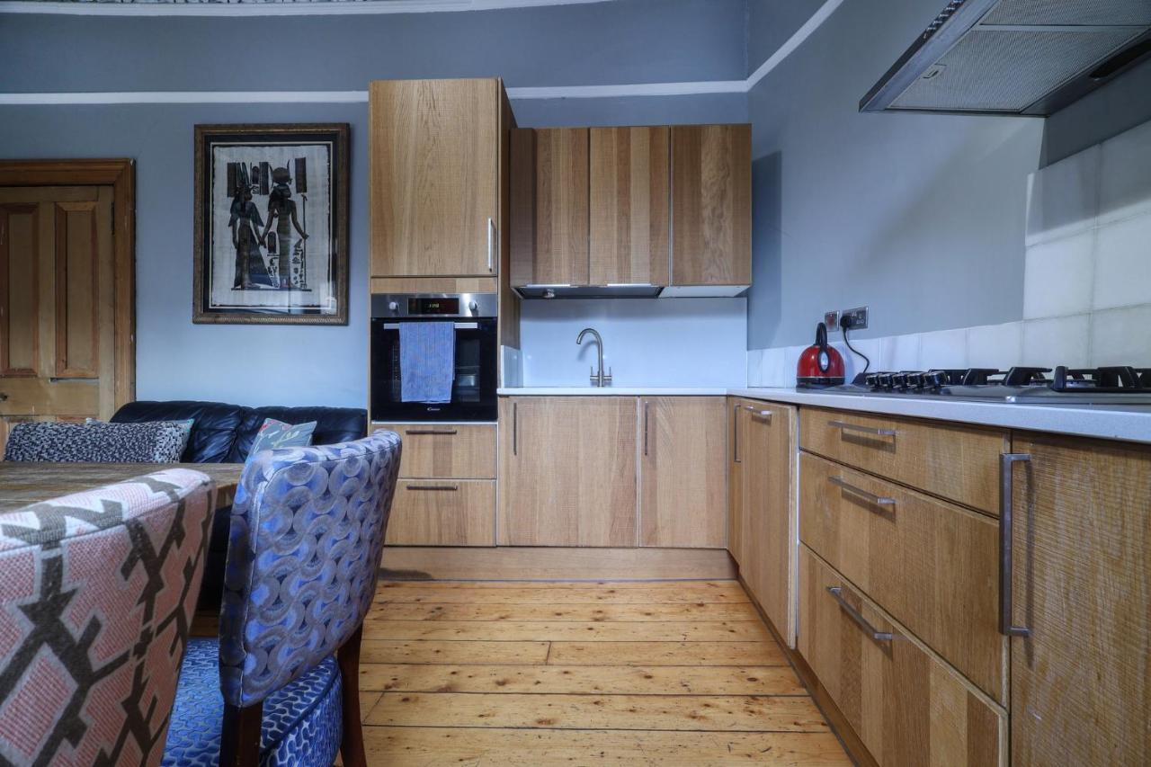 2 Bed In Great Location 15-20 Minutes Walk To Sec Apartamento Glasgow Exterior foto