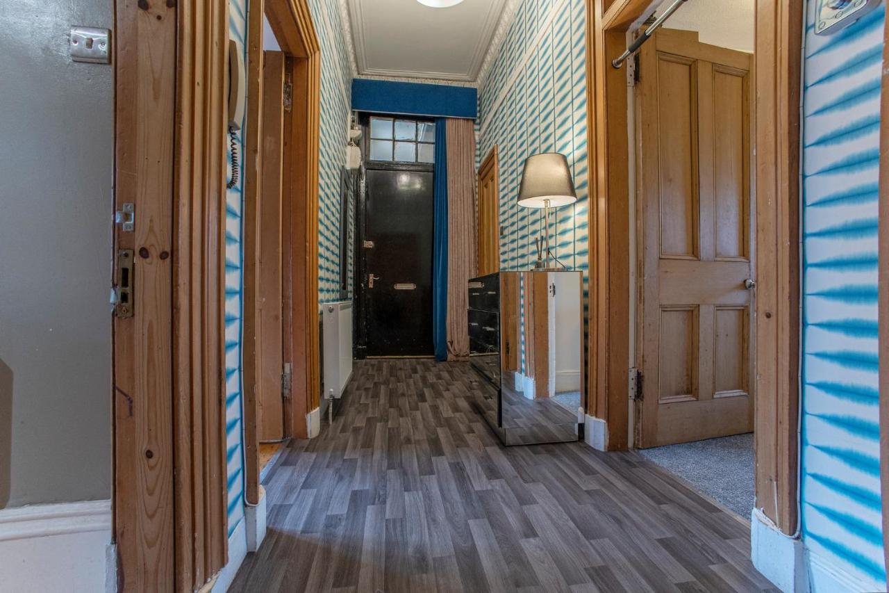2 Bed In Great Location 15-20 Minutes Walk To Sec Apartamento Glasgow Exterior foto